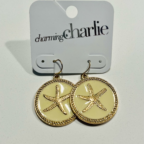 NWT Charming Charlie Ivory & Gold Starfish Brand New Dangle Earrings - Picture 2 of 4